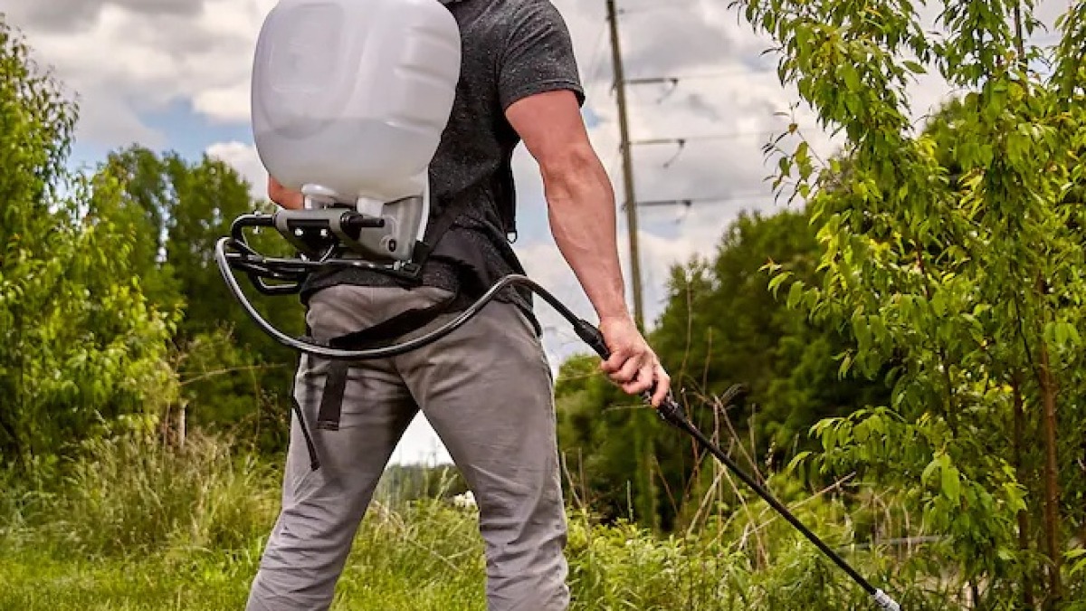 Harvest King Lawn and Garden Sprayers