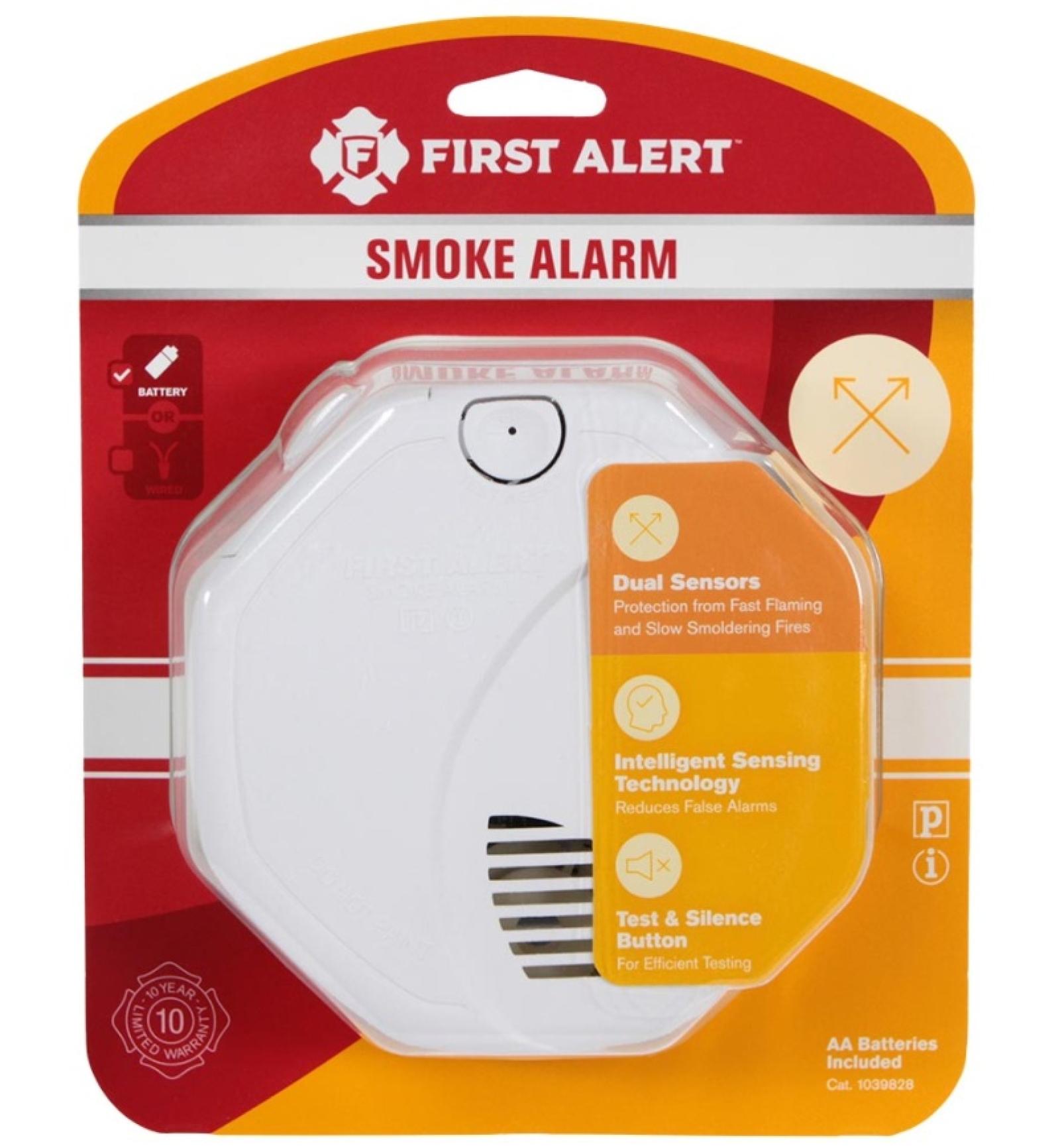 First Alert Smoke Alarm with Smart Sensing Technology and Nuisance Resistance